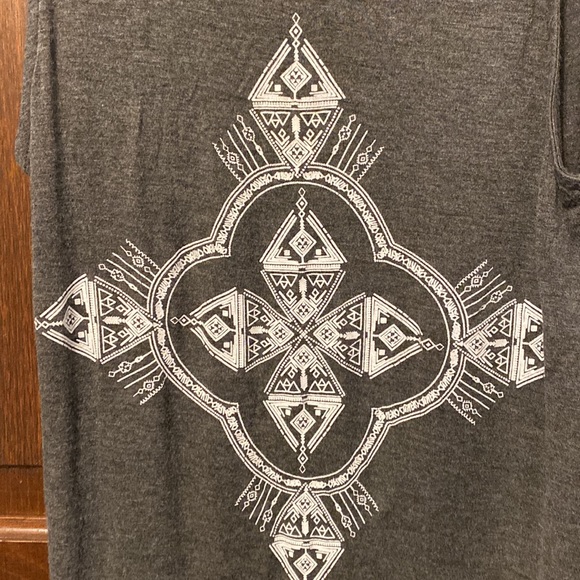 JC fits inc. gray sleeveless tunic. - Picture 7 of 9